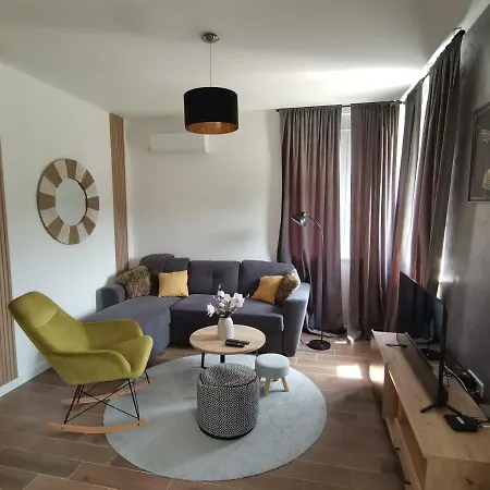 Апартаменты Novi Park Bulatovic