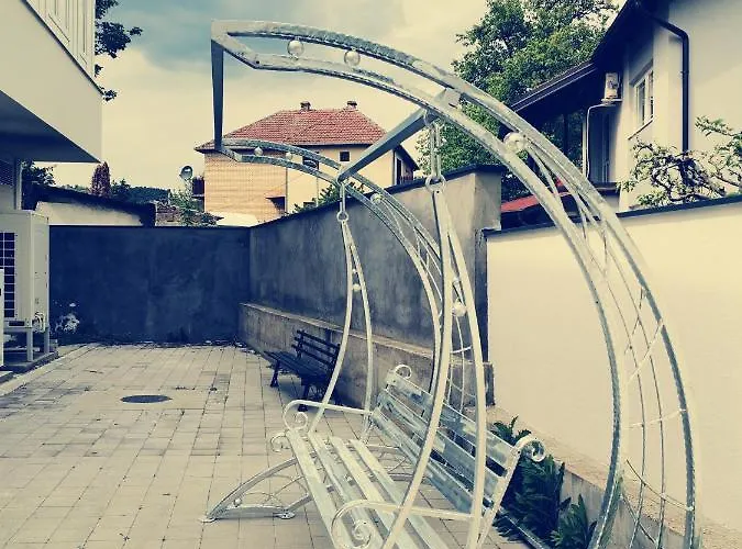 Novi Park Bulatovic Apartment